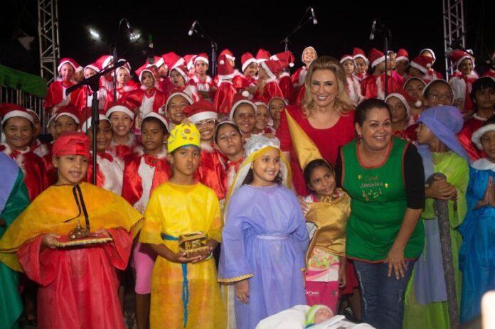 Natal Luz Cuiab Aberto Na Pra A De Abril Pela Primeira Dama M Rcia