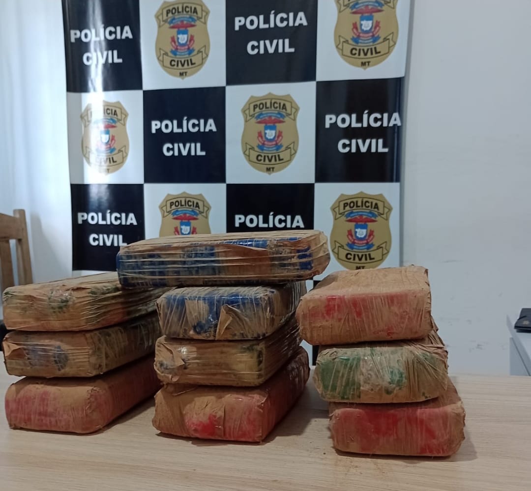 Policiais Civis E Penais Localizam Dez Tabletes De Pasta Base Em Motor