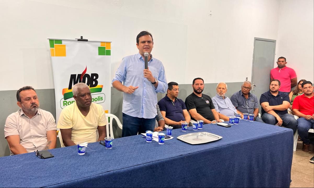 Mdb Re Ne Centenas De Lideran As E Debate Projeto Para O Futuro De