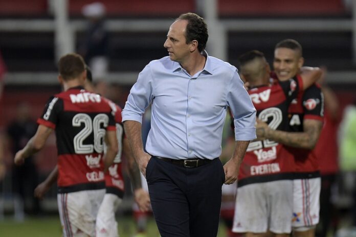 Com futebol envolvente, Flamengo vence a 1ª com Rogério Ceni