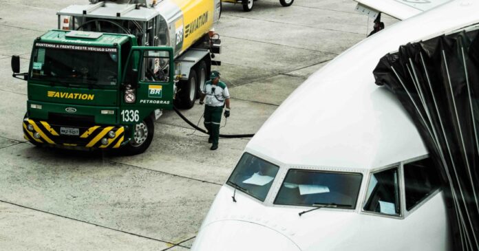 Ministério da Saúde fecha acordo com aéreas para transporte de vacinas