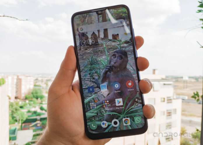 ¿Tienes un Xiaomi? ¡Pues agítalo! Seguro que no conocías este truco oculto de MIUI