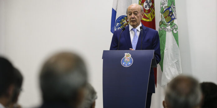 Pinto da Costa: “Como é possível o VAR, numa poltrona, com televisão à frente, não ver nenhum penálti?”