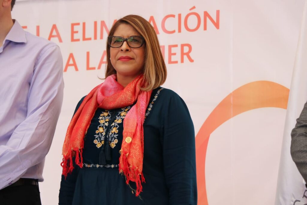 Candidatas a diputadas arman polémica por AMLO y Seguro Popular