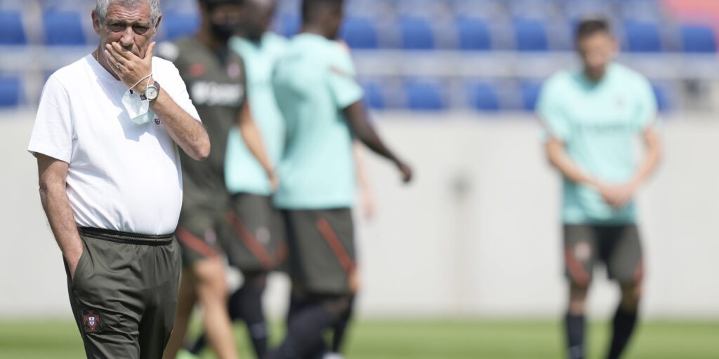 Galeria: Assim foi o 2.º treino de Portugal em Budapeste, com Anthony Lopes à parte e muita bola