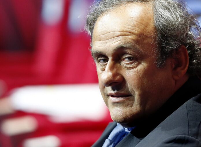 Michel Platini. De zero a herói, de patrão a vilão: eterno número 10 francês quer voltar ao futebol