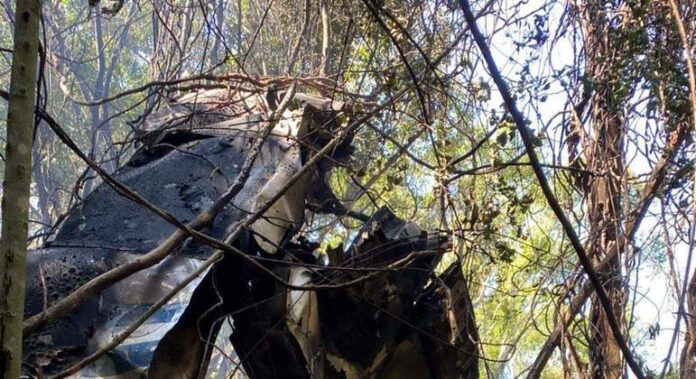 Perícia em aeronave que caiu em Guarapari começa nesta segunda