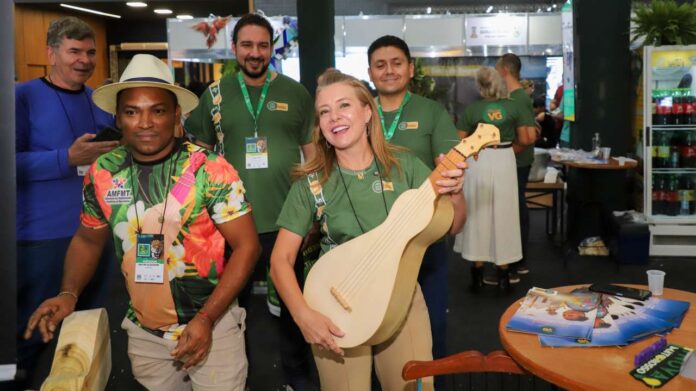 a3bb0425c8a9b7be94778d43e34aea40