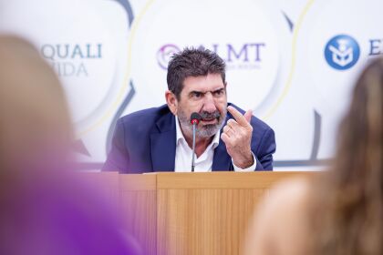 02d1efb6411872a9b7cc2e7a70f6ca816925d84d44277