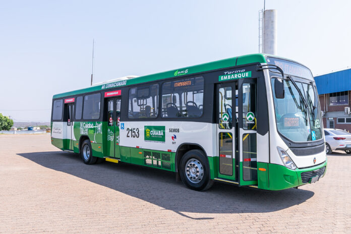 2025-09-12-12-34-0h4a5658-68c44bad25471