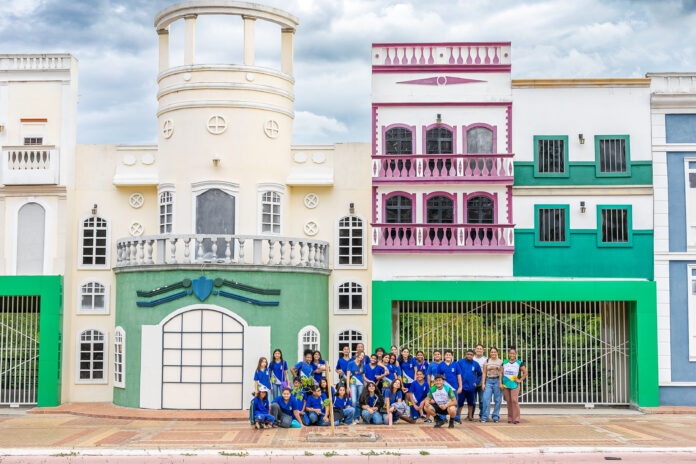 2025-12-03-19-23-0h4a7147-6930c65498159