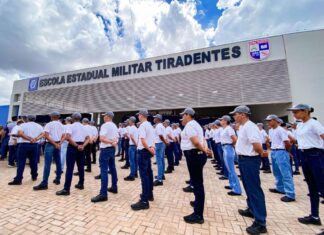 Formatura das Escolas Militares Tiradentes reúne alunos e familiares na Arena Pantanal nesta quinta-feira (18)